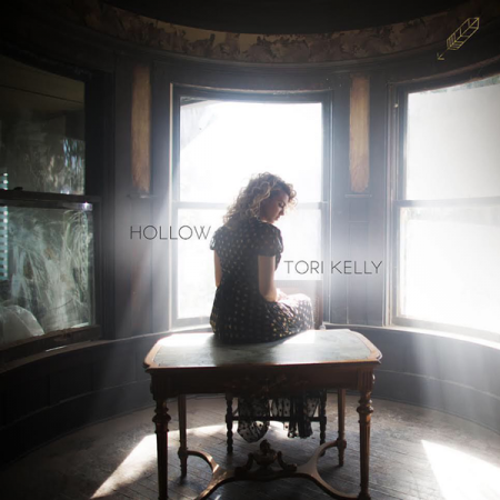 Tori Kelly “Hollow” (Remix de DJ Mustard)