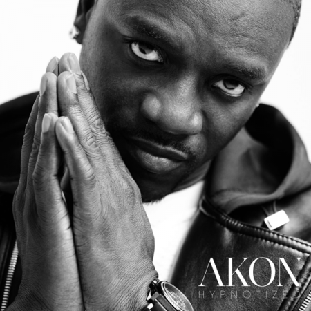 Akon “Hypnotized” (Premiere del sencillo)