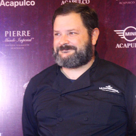 ¡El Chef Juan Emilio Villaseñor da inicio a las Cenas Gourmet 2020 del restaurante Tabachin!