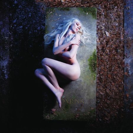 The Pretty Reckless “Death by Rock and Roll” – “Only Love Can Save Me Now” (Estreno del Video)