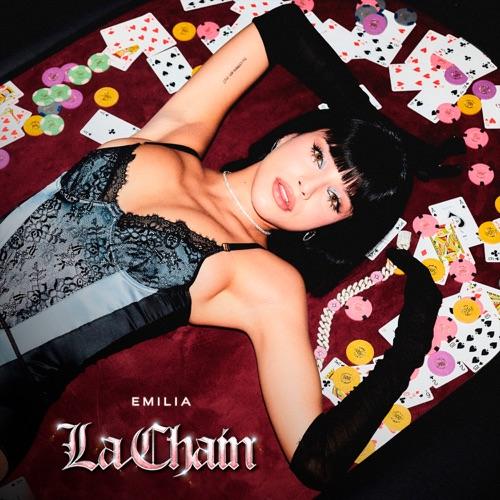 Emilia “La Chain” (Estreno del Video Oficial)