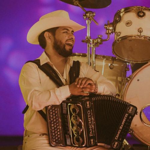 Entrevista: Panchito Arredondo nos contó como encontró su género musical.